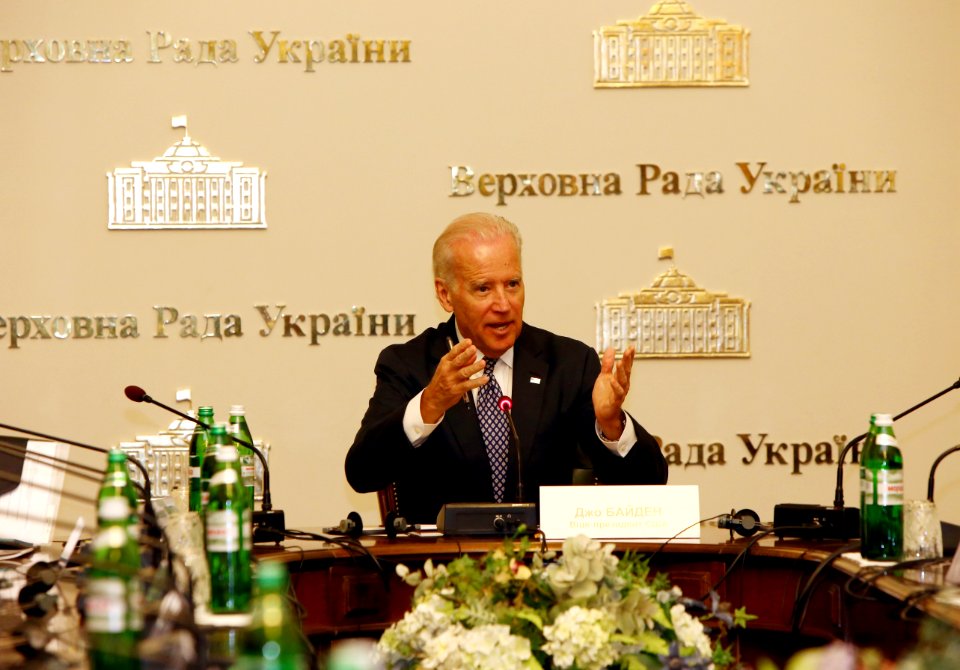 Vice President Joe Biden at a Meeting with Ukrainian Legislators, April 22, 2014 (13978727071)