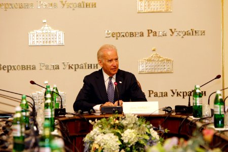 Vice President Joe Biden at a Meeting with Ukrainian Legislators, April 22, 2014 (13978722142)