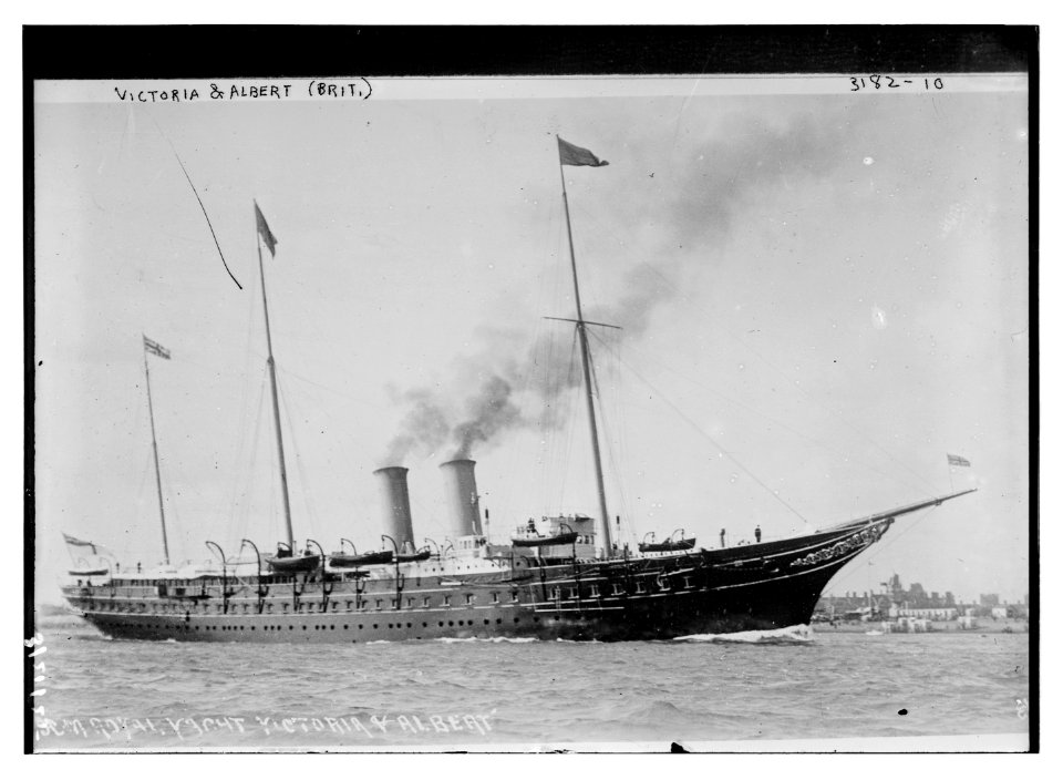VICTORIA & ALBERT (Brit.) LCCN2014696984