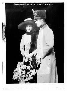 Victoria Louise & Ernst August LCCN2014693001
