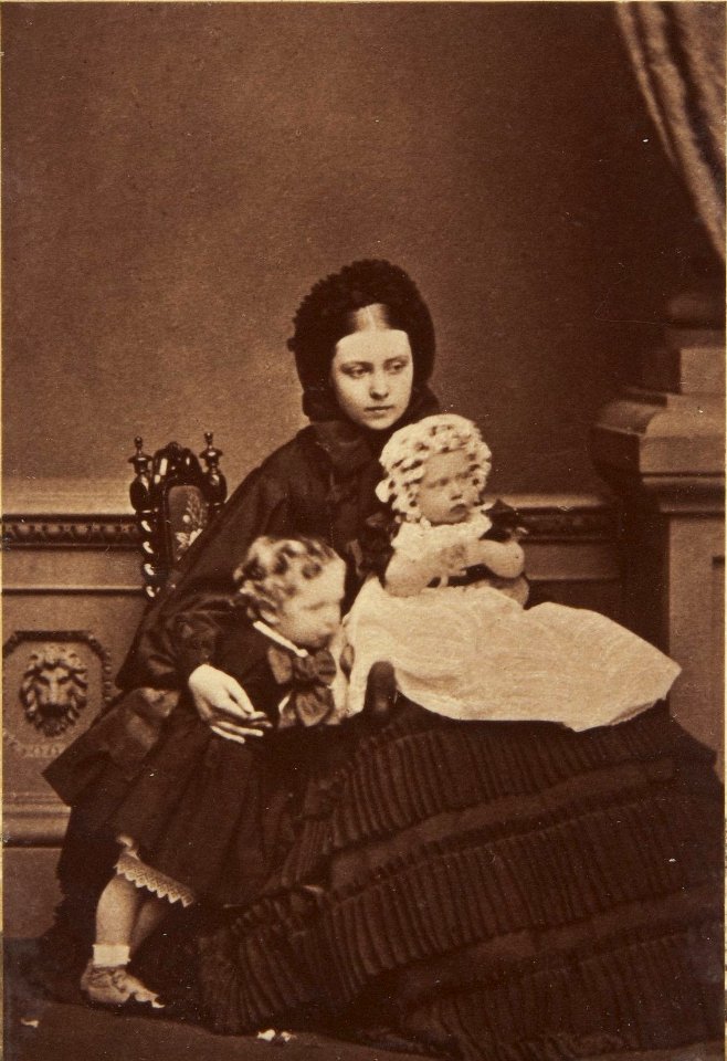 Victoria, Crown Princess of Prussia with her children