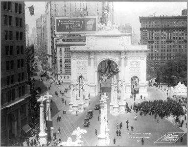 Victory Arch, New York City LCCN96505292 photo