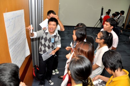 Vietnamese university students join the Business Plan Mashup exercise (8198208225)