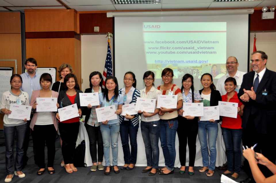 Vietnamese university students join the Business Plan Mashup exercise (8198191549)
