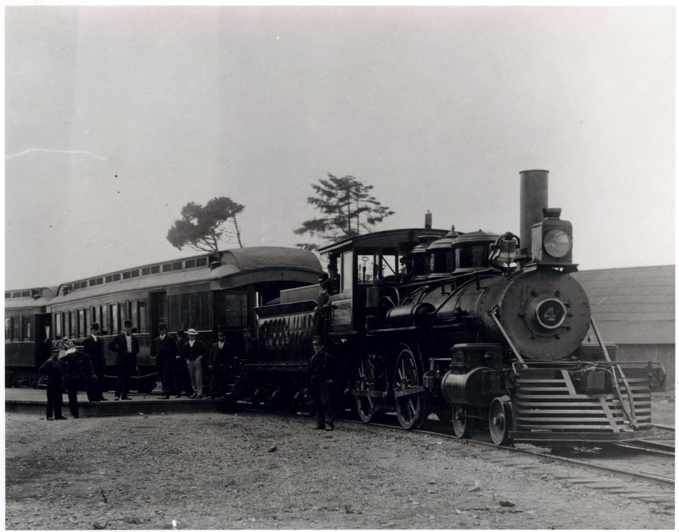 View 83. Locomotive 2011-1687