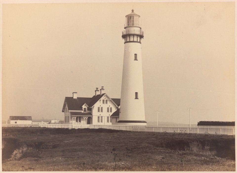 View 2. Lighthouse (2010-6979)