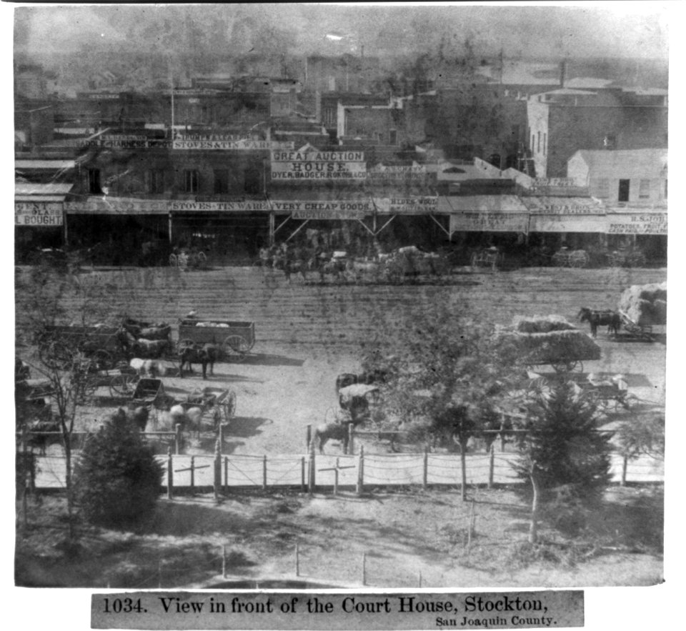 View in front of the Court House, Stockton, San Joaquin County LCCN2002721305