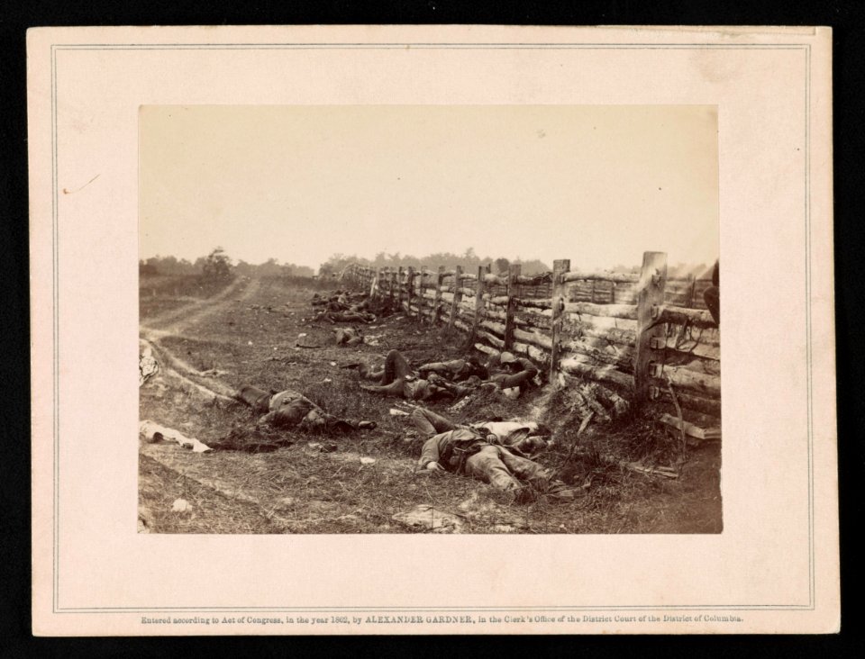 View in the field, the west side of the Hagerstown Road, after the Battle of Antietam LCCN2014646930