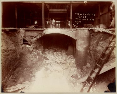 View looking east from 10th Street, plate 9 - Brady Photo. LCCN2015647153