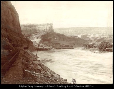 View near Shale, Canon of Grand River Rio Grande Western Ry.