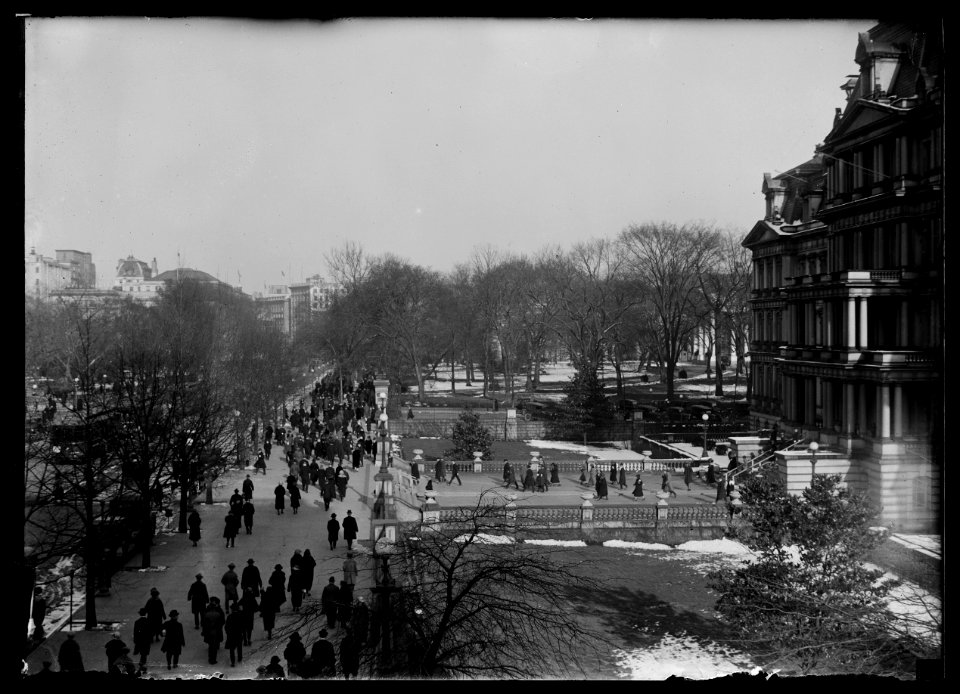 View looking east near State, War and Navy building, Washington, D.C. LCCN2016887145