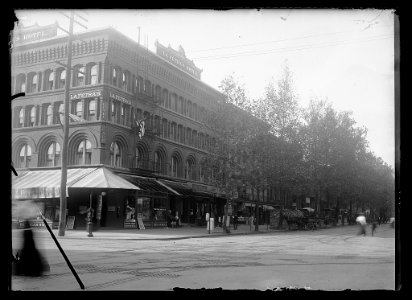 View of 11th Street, N.W., West side, looking North from G Street showing La Fétra's Hotel on the corner LCCN2016646895 photo