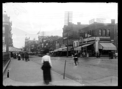 View of 7th Street, N.W., East side, looking North from G Street LCCN2014646486