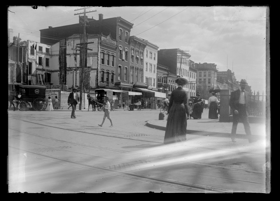 View of 7th Street, N.W., East side, looking South from G Street LCCN2016646854
