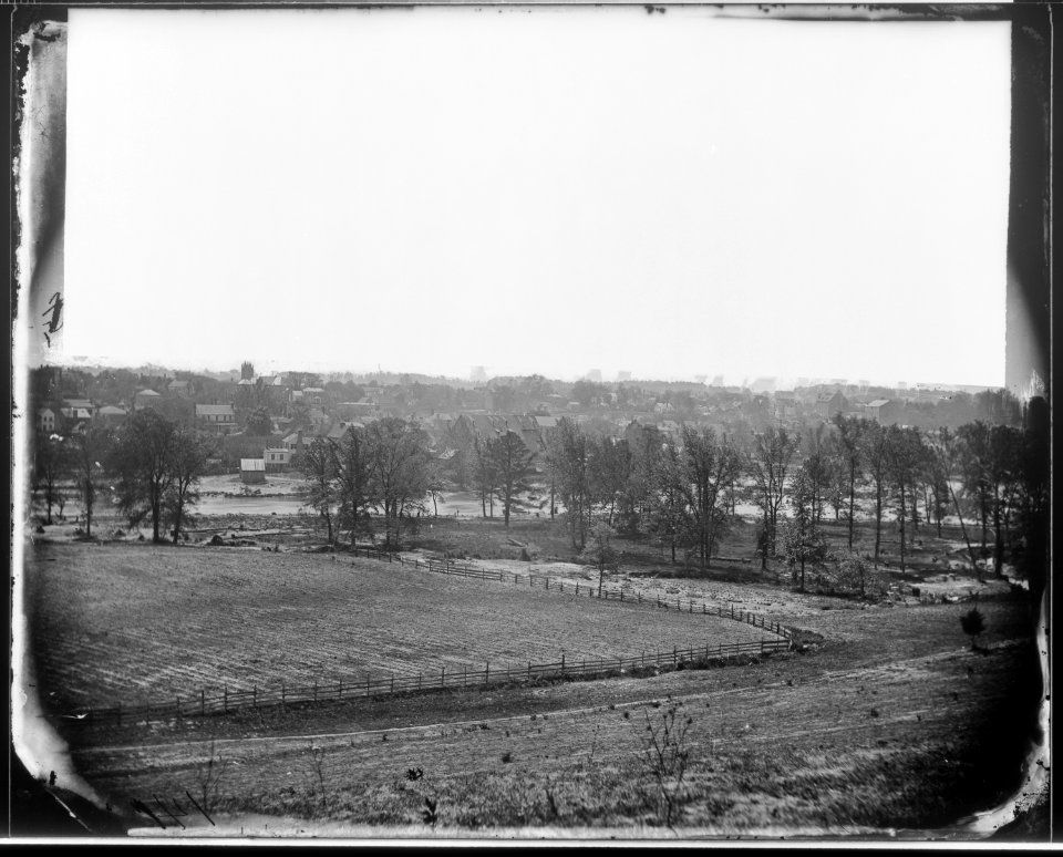 View of a town. Possibly Fredericksburg or Petersburg - NARA - 524560