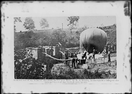 View of balloon ascension - NARA - 525085