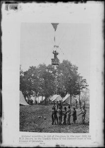 View of balloon ascension - NARA - 525088