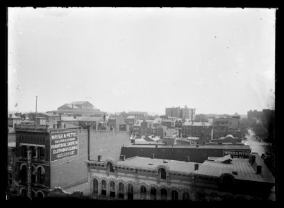 View of Blocks between E & D, 7th & 5th, looking North to N.W. from 7th LCCN2016646814