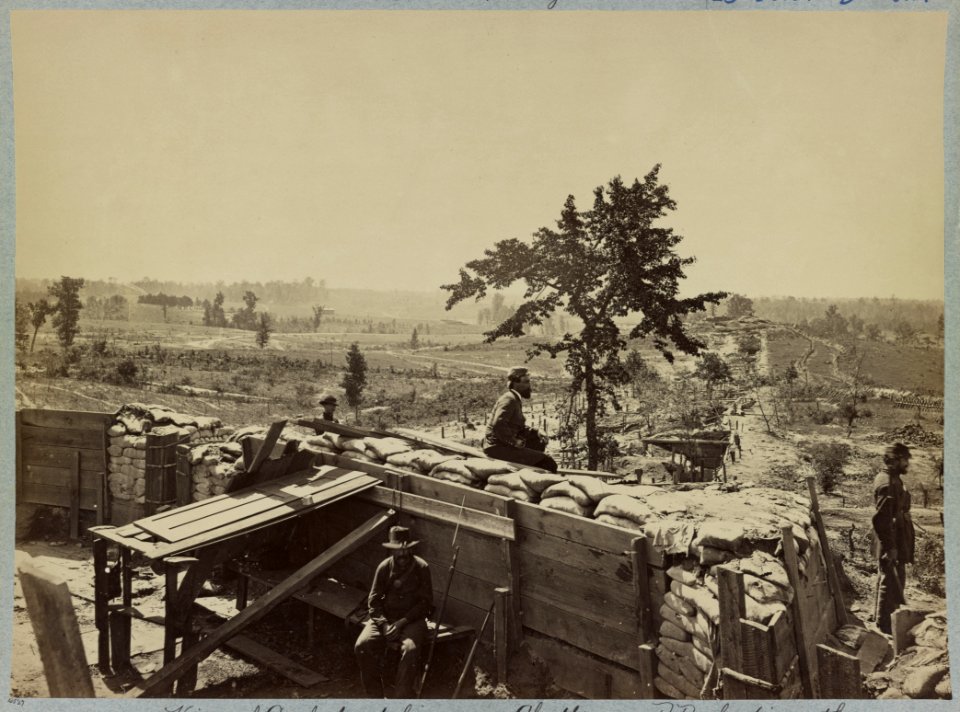 View of Confederate lines, near Chattanooga R.R. looking south, Atlanta, Georgia LCCN2012646704