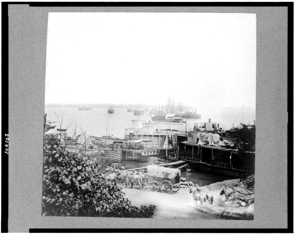 View of City Point, Virginia, showing barges, transports, etc. LCCN90715549