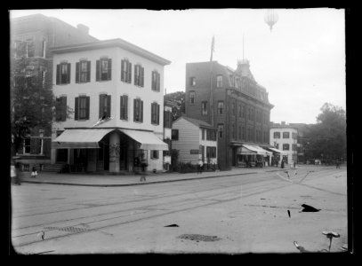 View of G Street, N.W., North side, looking East from 6th Street LCCN2004665565