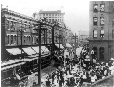 View of Main Street, Norfolk, Va. LCCN2013646447