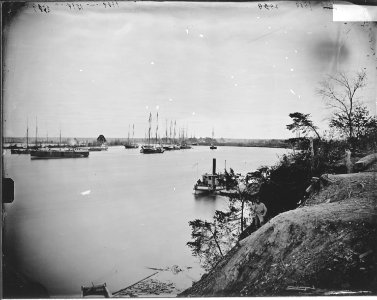 View of James River looking down from Dutch Gap - NARA - 529336