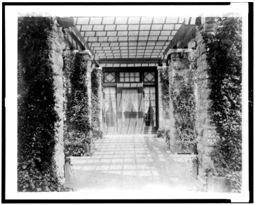 View of pergola, toward door, to home of Edmund Cogswell Converse, Greenwich, Connecticut LCCN94502495 photo