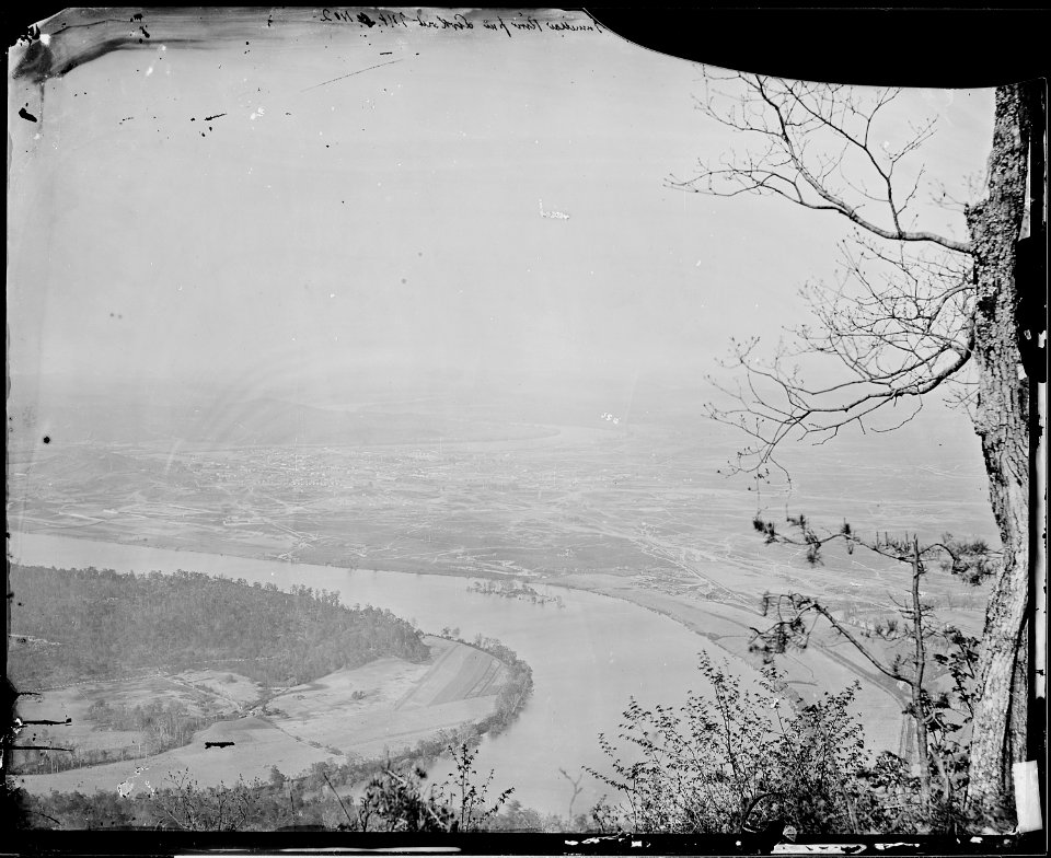 View of Tennessee River from Lookout Mountain, Tenn - NARA - 528894