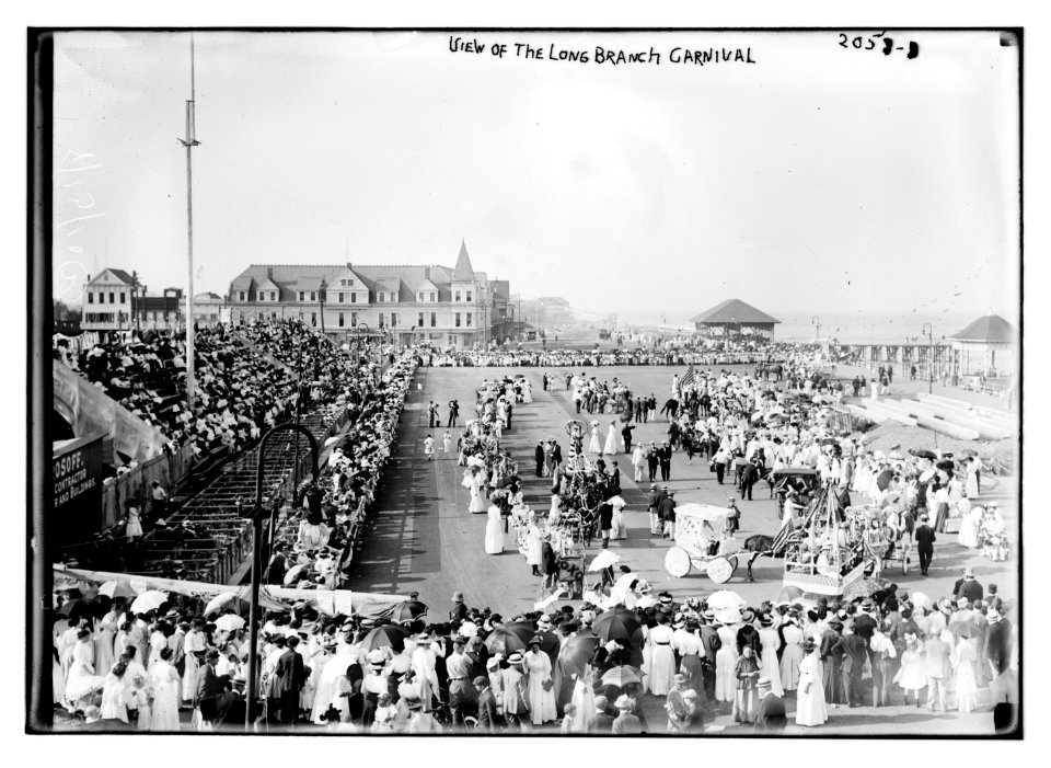 View of the Long Branch Carnival LCCN2014688358