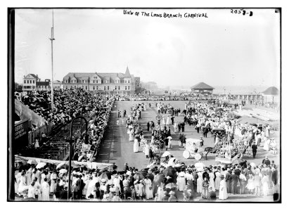 View of the Long Branch Carnival LCCN2014688358