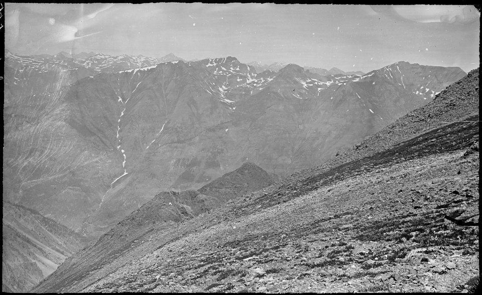 View of the San Juan Mountains from the summit of King Solomon Mountain, 13,600 feet high. Silverton Quadrangle. San... - NARA - 517153
