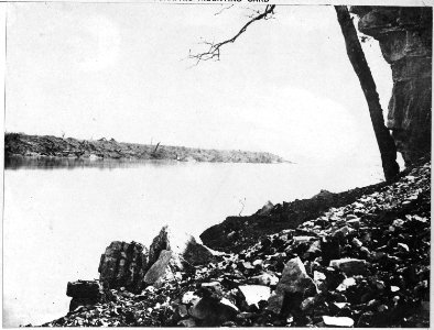 View of the Tennessee River, near Chattanooga, Tennessee - NARA - 530437 photo