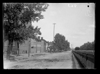 View of Virginia Avenue, S.W., North side, between 6th & 7th, looking S.E. towards 6th Street LCCN2016647124