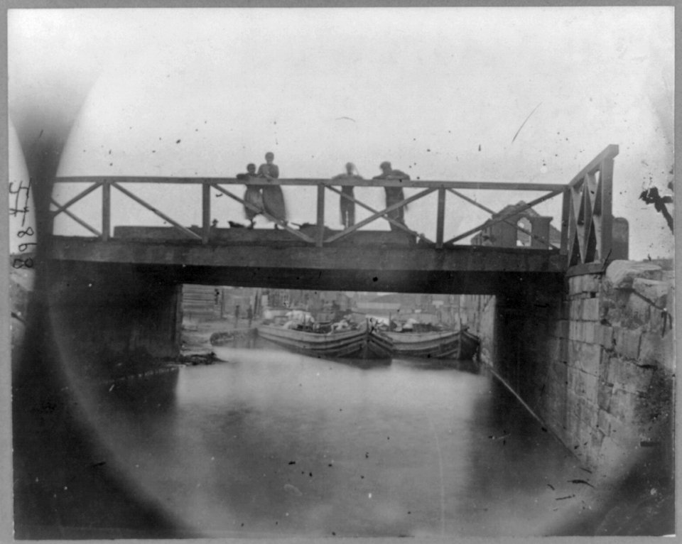 View on Canal Bridge at Foot of 7th St., Richmond, Va LCCN2005693197