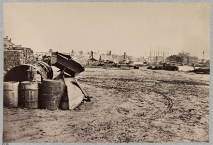 View on the docks at Rocketts, Richmond, Va., April, 1865 LCCN2014645793
