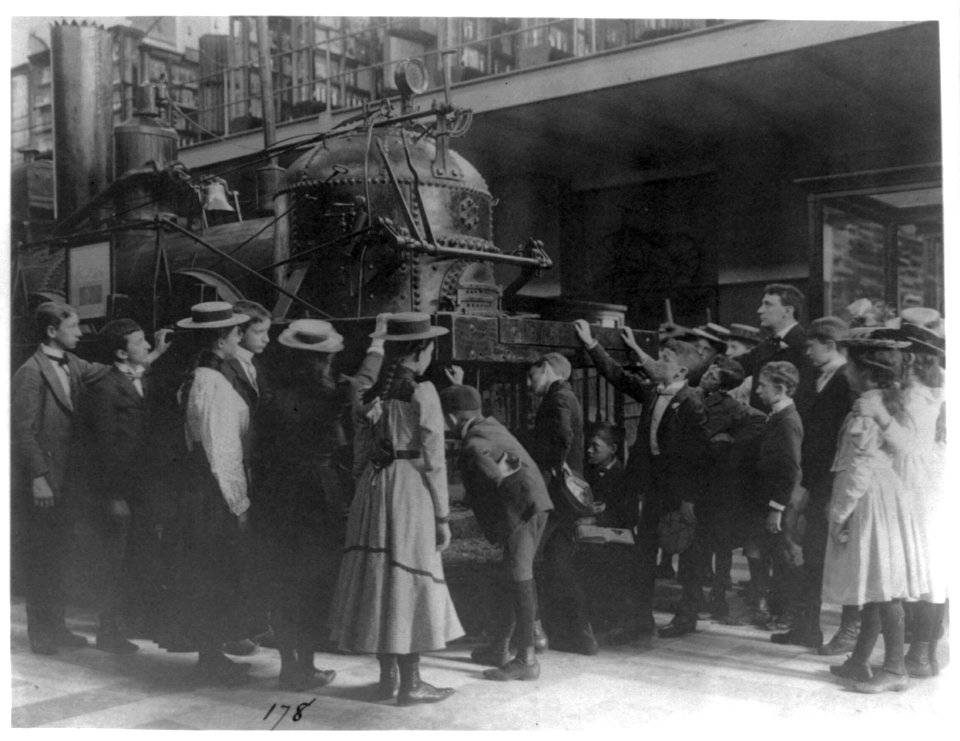 Viewing locomotive at Smithsonian, Washington, D.C. LCCN2001703668