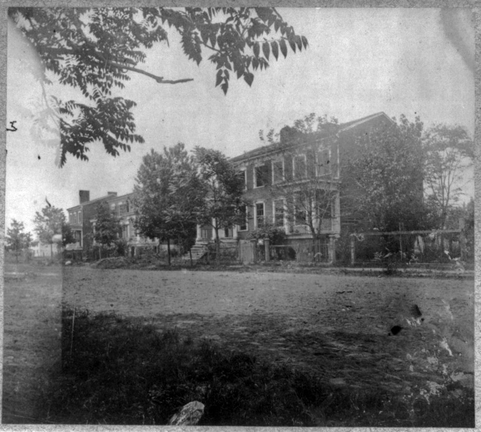 Views in Fredericksburg, Va., showing destruction of houses by bombardment on Dec. 13, 1862 LCCN2006675490