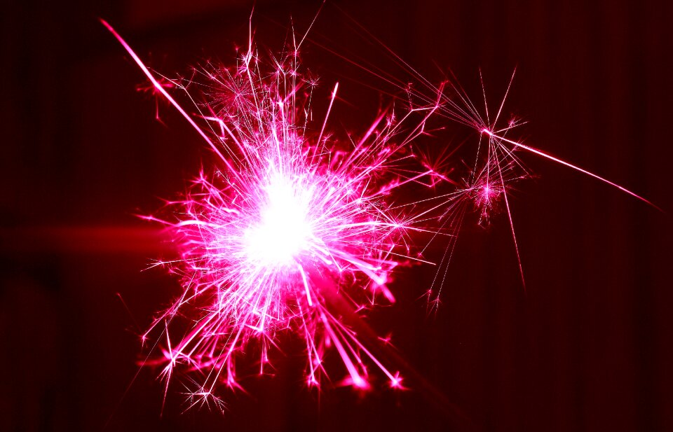 Spark luminous luminescencja