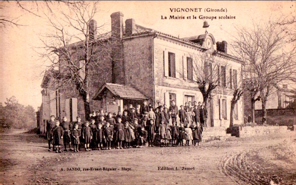Vignonet - Mairie et Ecoles 4