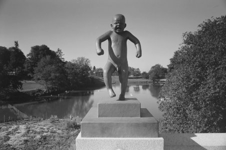 Vigeland - no-nb digifoto 20151020 00228 NB MIT FNR 02967 photo