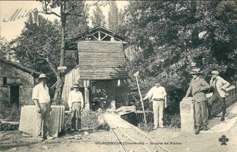 Vilhonneur (Charente) - Scierie de Pierre