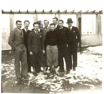 Viliam Martin, druhý zleva, s kolegy ze studijí v Bratislavě