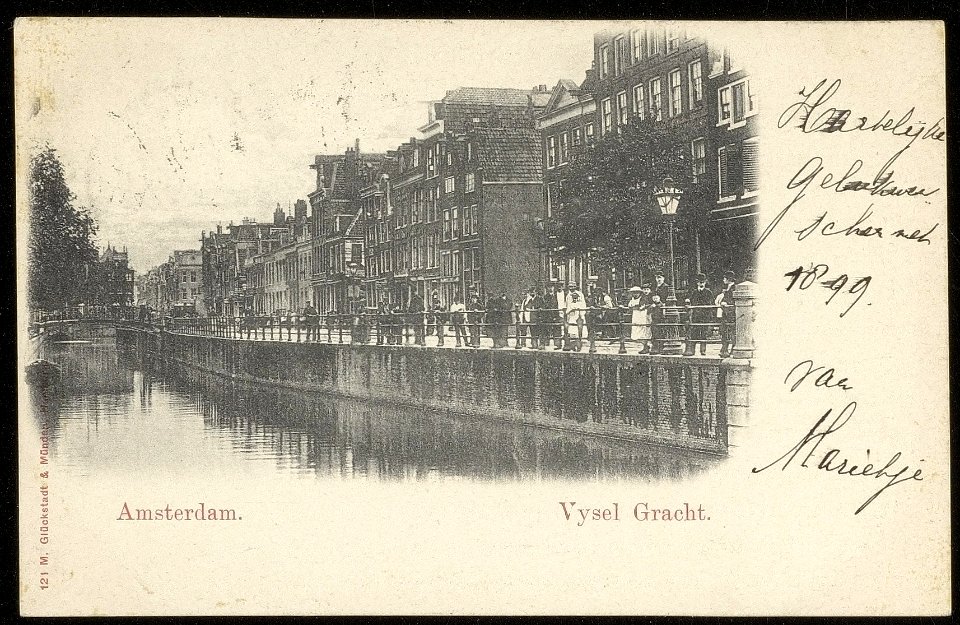 Vijzelgracht 1-41 (ged.) met links op de achtergrond de Prinsengracht. Uitgave Glückstadt & Münden, Afb ANWU01821000001
