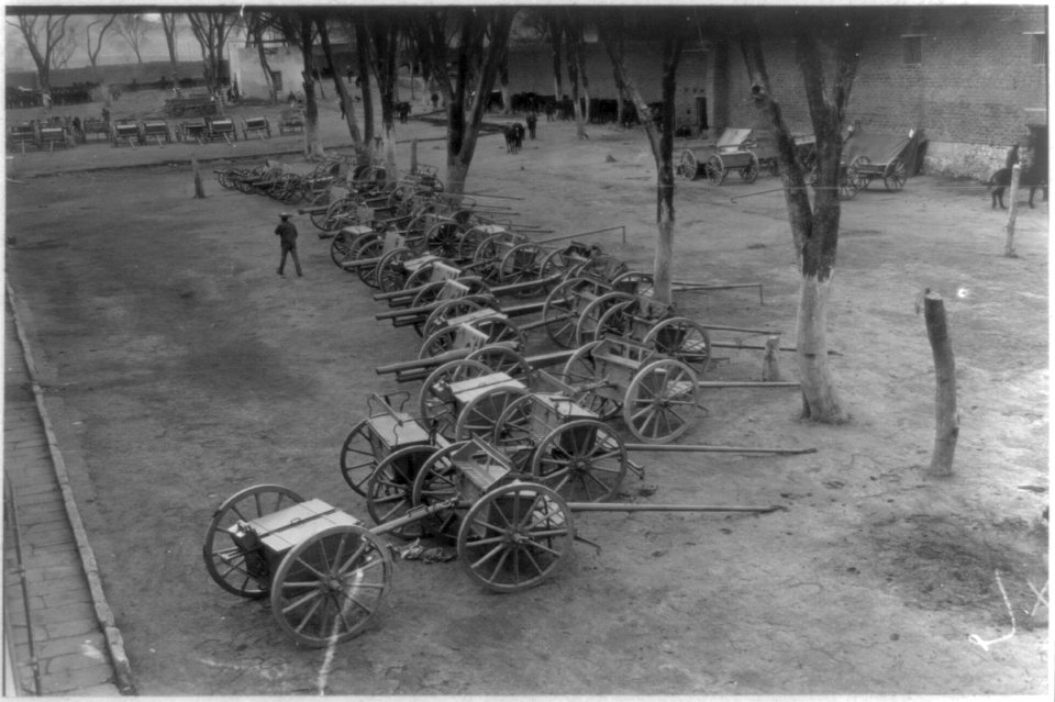 Villa's artillery in Mexico during the Carranza revolution against Huerta's government LCCN2002709897