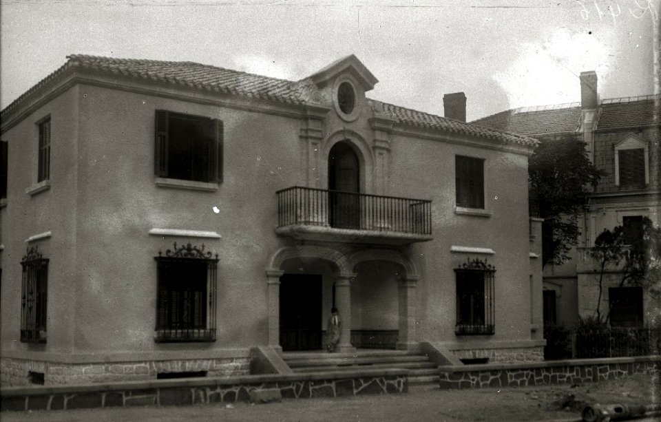 Villa situada en la avenida Zumalakarregi en el barrio del Antiguo (1 de 1) - Fondo Car-Kutxa Fototeka