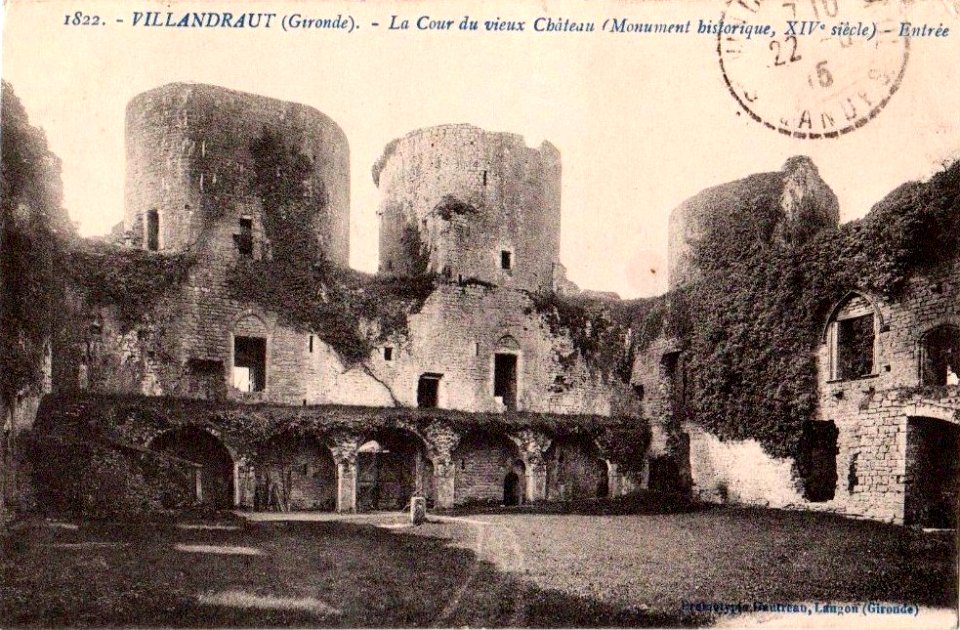 Villandraut - Château en ruines 5