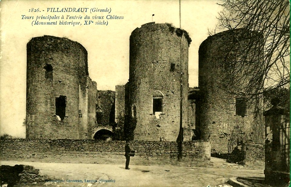 Villandraut - Château en ruines 2