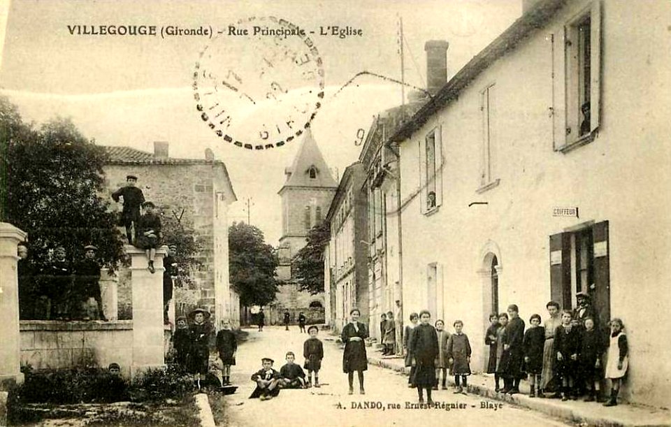 Villegouge - Grande rue 4