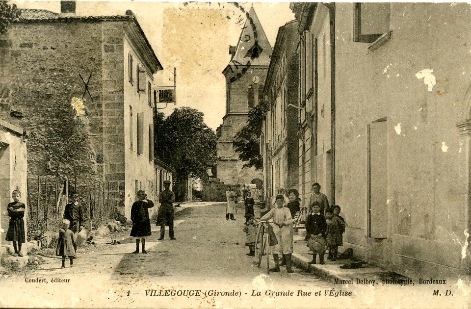 Villegouge - Grande rue 3
